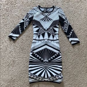 Tight black and white mid sleeve dress